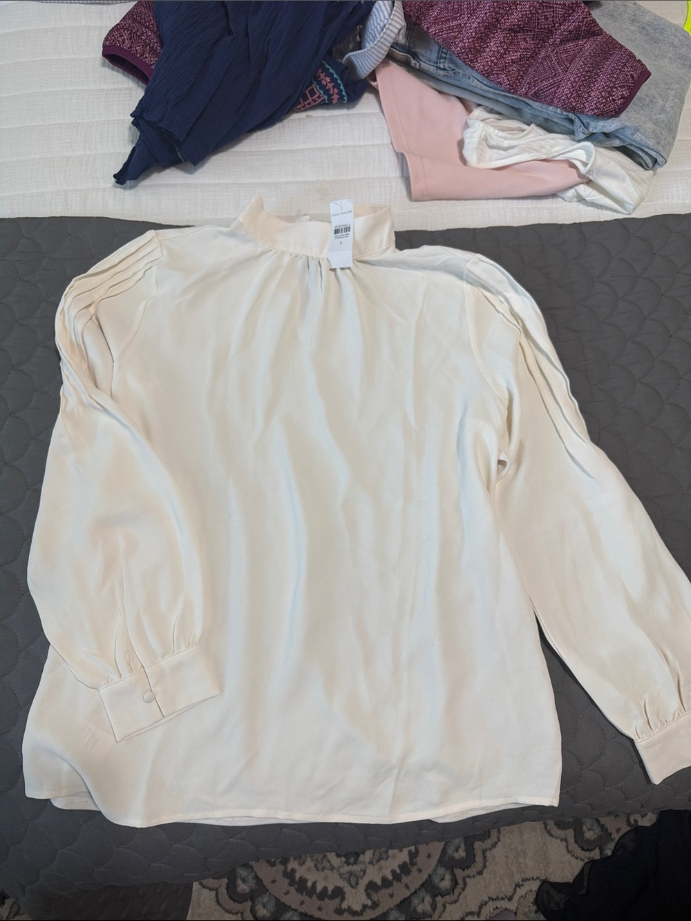 Ann Taylor Ivory Mock-Neck Long-Sleeve Blouse